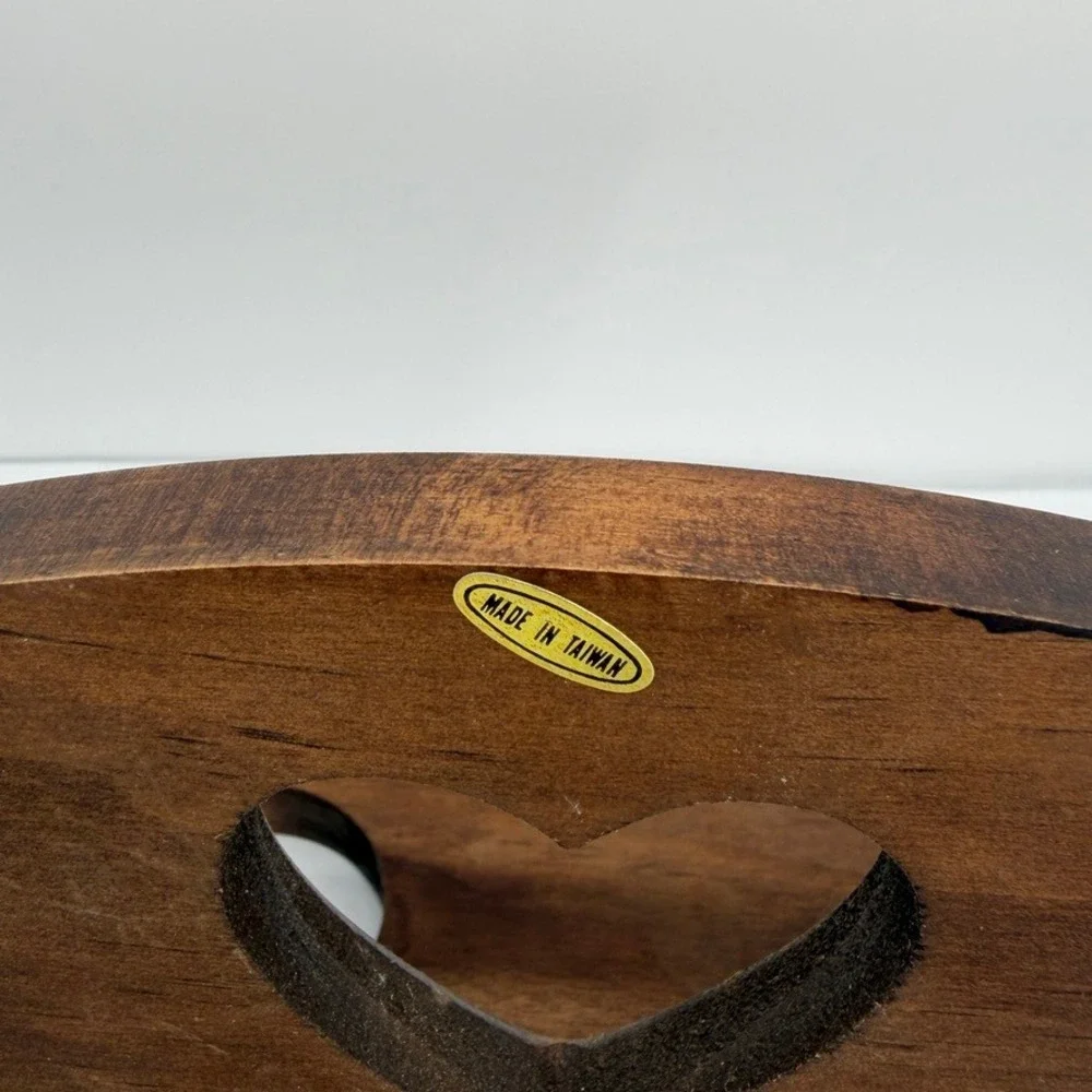 Wooden Heart‎ Cutout Wall Shelf Circular Hole on Bottom Country Rustic Granny